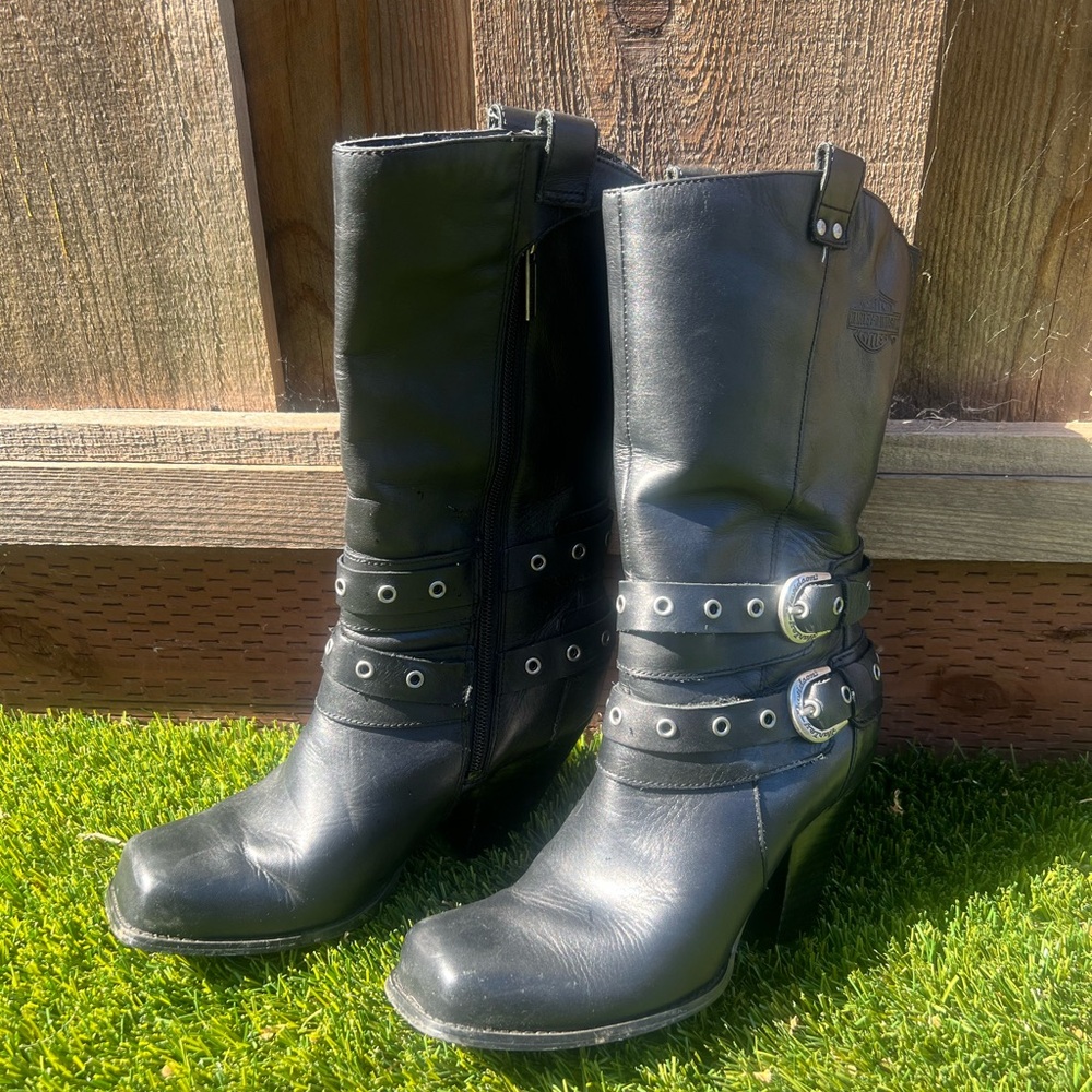 Harley Davidson MOTO BOOTS. Great condition. Beautiful boots: size 7.5